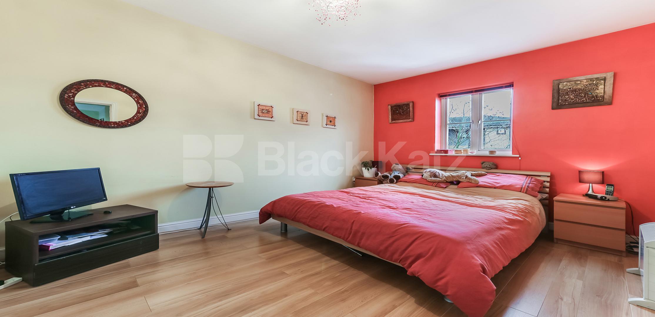 			NEW INSTRUCTION , 3 Bedroom, 1 bath, 1 reception House			 Kelly Avenue, Peckham Rye